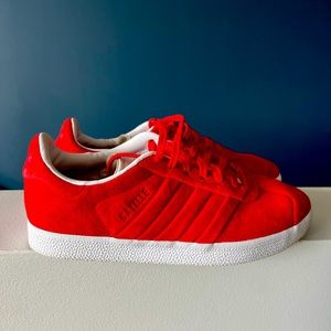 Red suede adidas gazelle, size 6, very comfortable.